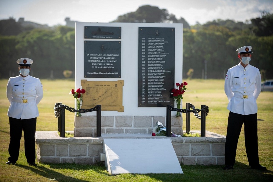 Monumento que honra a la tripulación del ARA San Juan