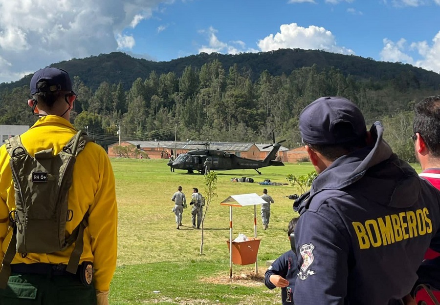 Desplegado helicóptero de la FAC, en apoyo a la emergencia en Arcabuco, Boyacá
