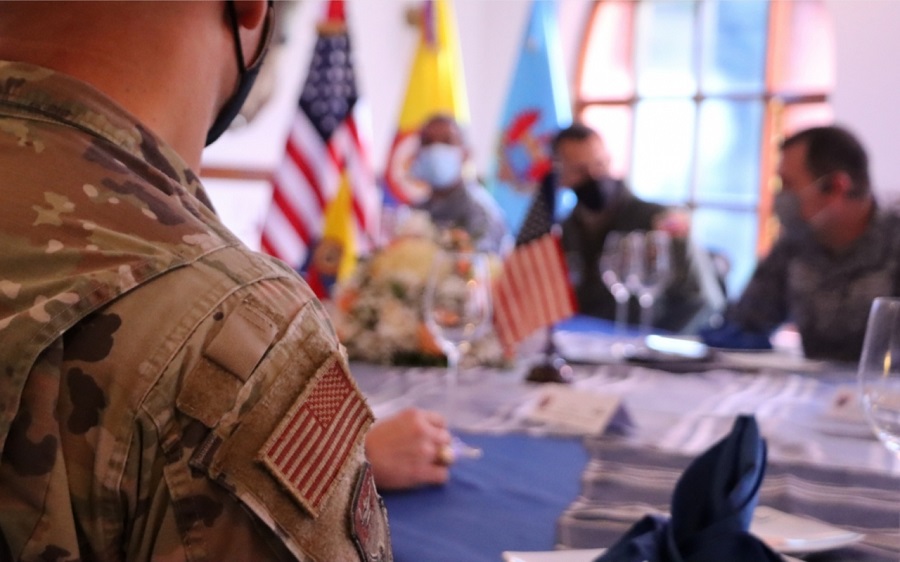 Fortaleciendo la educación en el ámbito de la cooperación militar profesional internacional